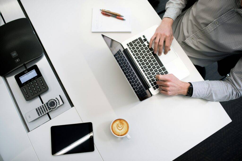 OpenSistemas - Consultora IT 110 tyler franta iusJ25iYu1c unsplash